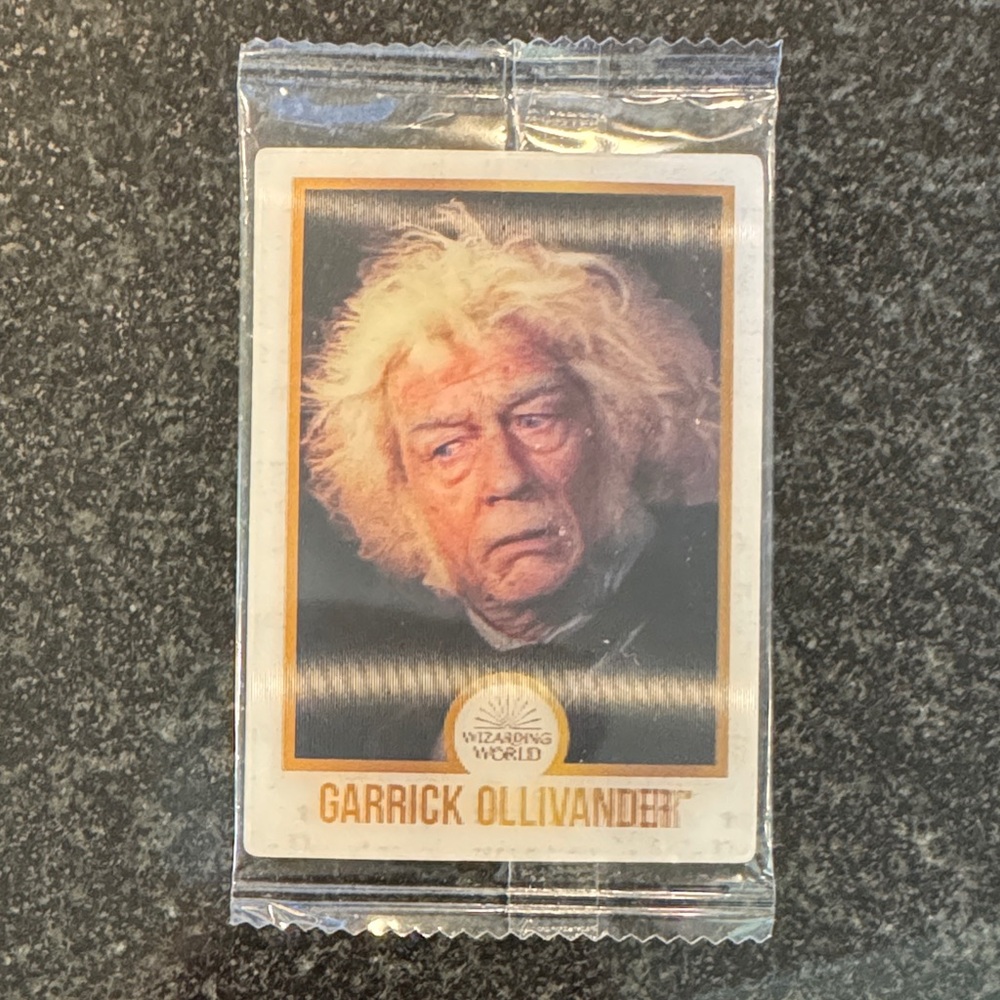 Harry Potter Chocolate Frog trading card - Garrick Ollivander holographic